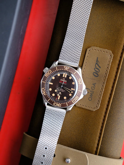 OM. Seamaster Diver 300M 007 Edition