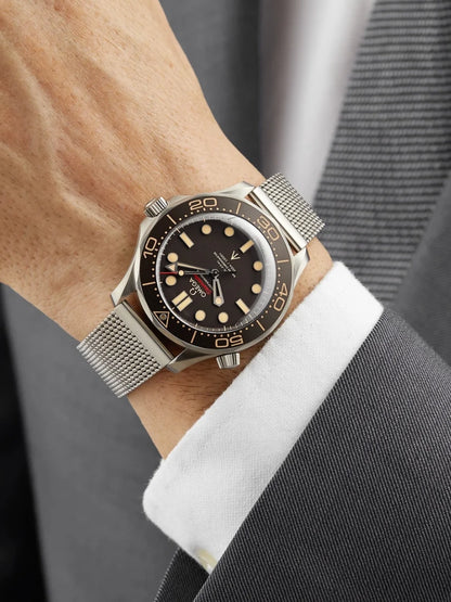 OM. Seamaster Diver 300M 007 Edition