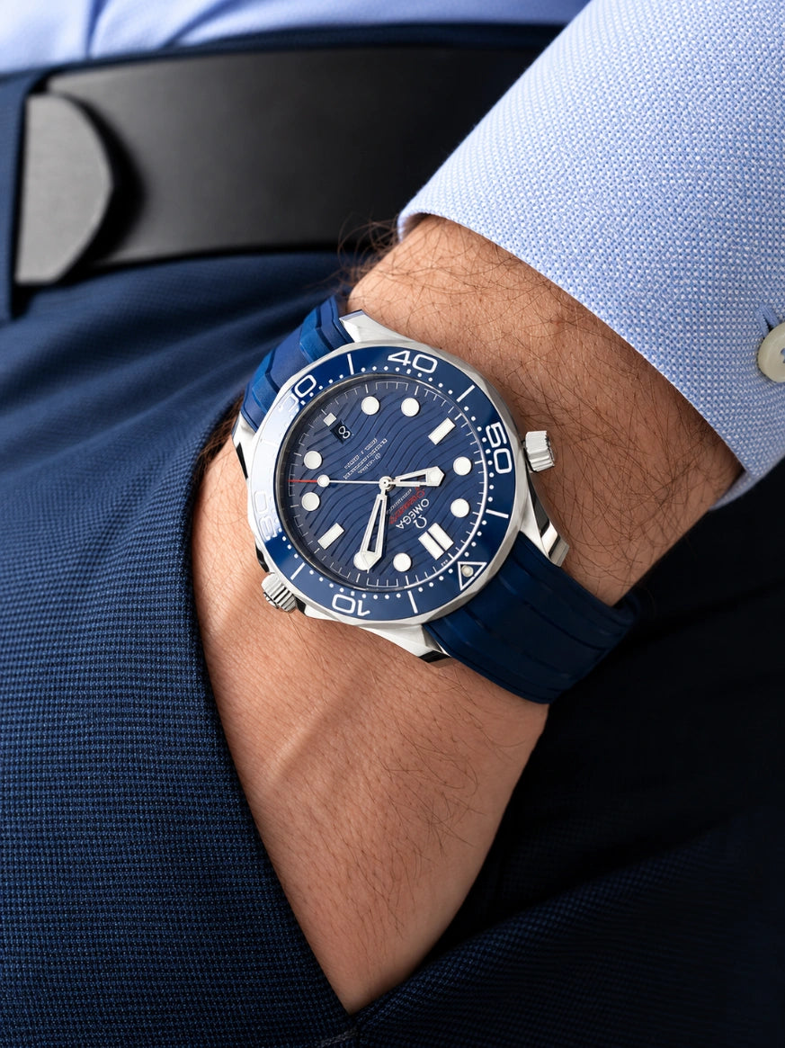 OM. Seamaster Diver 300M Blue Rubber