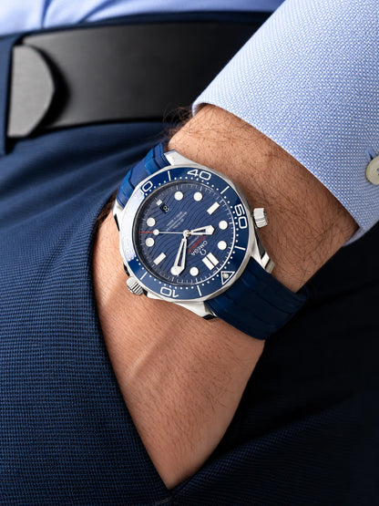 OM. Seamaster Diver 300M Blue Rubber