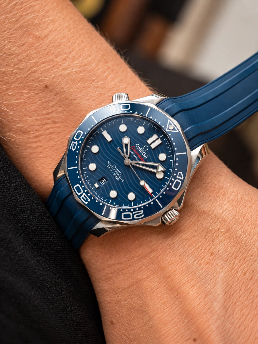 OM. Seamaster Diver 300M Blue Rubber