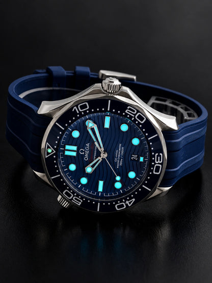 OM. Seamaster Diver 300M Blue Rubber