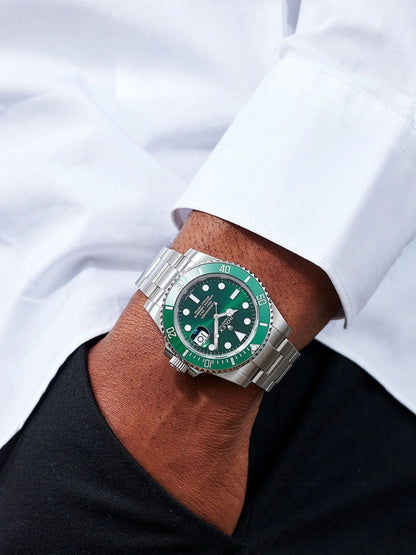 R. Submariner Date "Hulk"